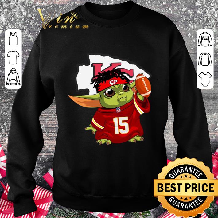 Star Wars Baby Yoda Mandalorian Kansas City Chief Patrick Mahomes shirt