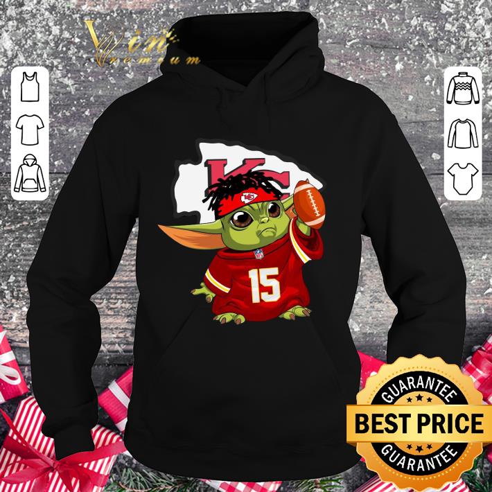 Star Wars Baby Yoda Mandalorian Kansas City Chief Patrick Mahomes shirt